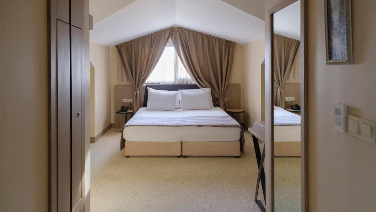 มาตา บูทิก โฮเต็ล Hotel อักวา ภายนอก รูปภาพ